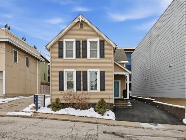 710 University Court, Cleveland, OH 44113