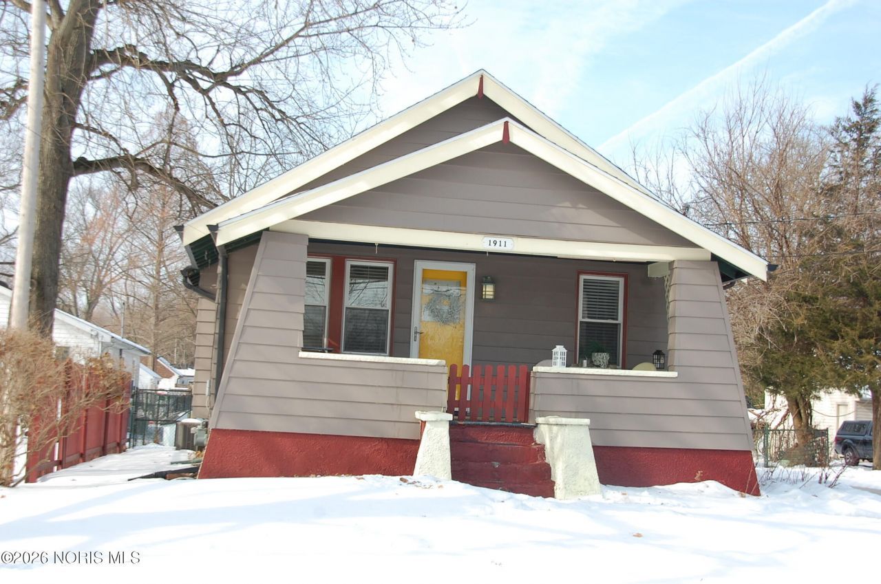 1911 N Holland Sylvania Road, Toledo, OH 43615 Main Photo