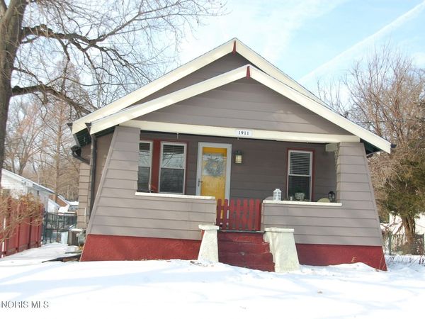 1911 N Holland Sylvania Road, Toledo, OH 43615