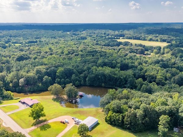 266 Highway 310, Waterford, MS 38685