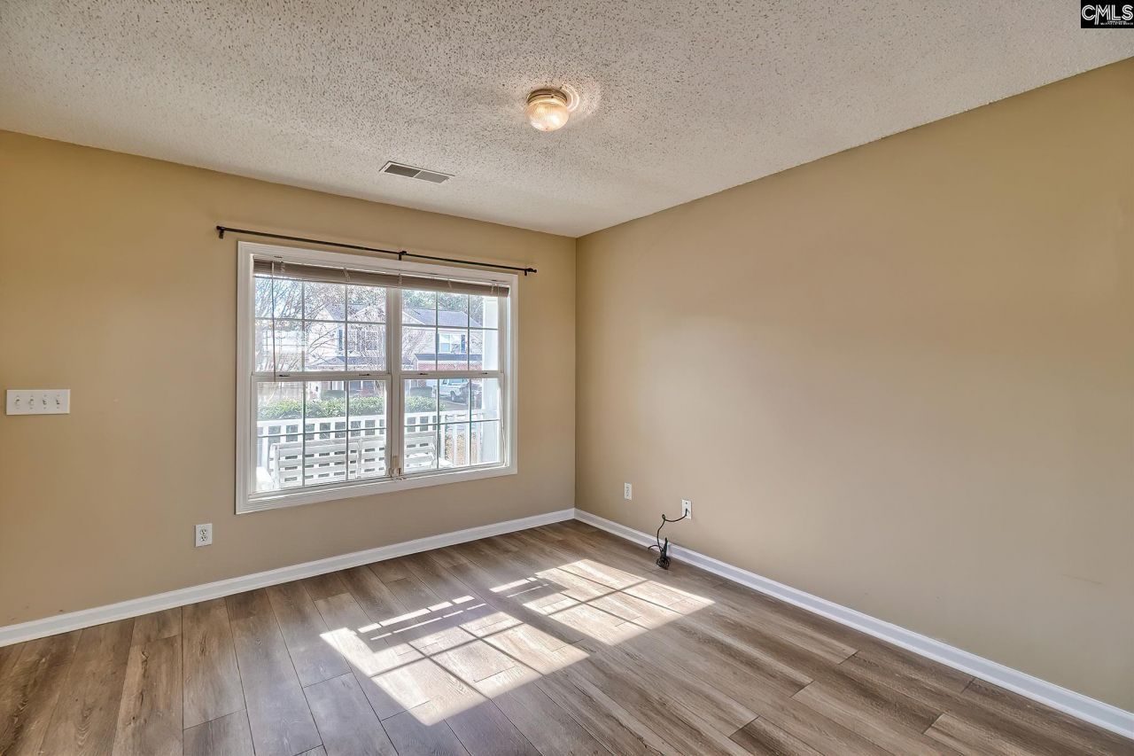 25 Willow Hurst Court Photo 13