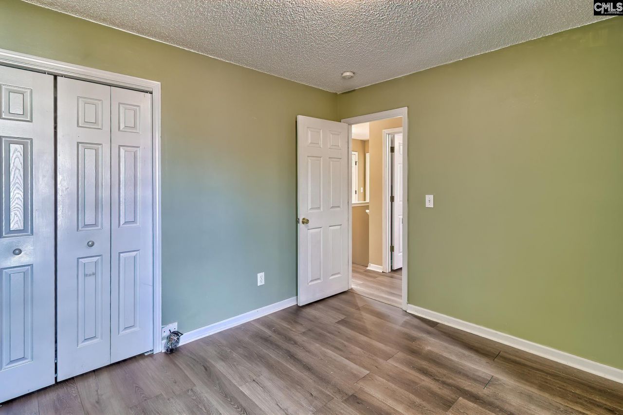 25 Willow Hurst Court Photo 31