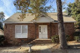 5619 Middleton Court  photo 4