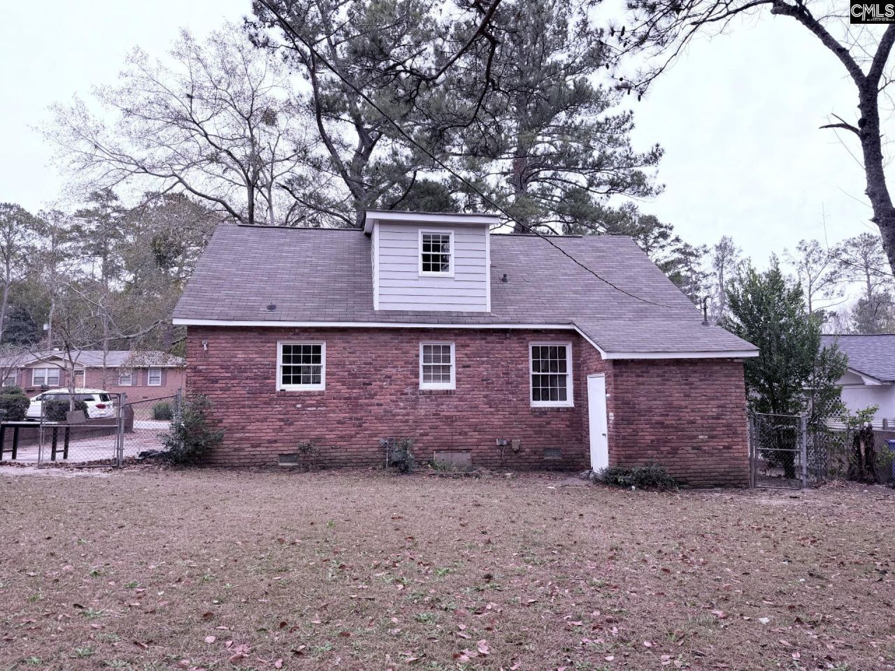 5619 Middleton Court  Photo 30