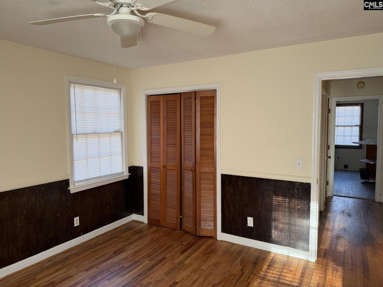 5619 Middleton Court  Photo 9