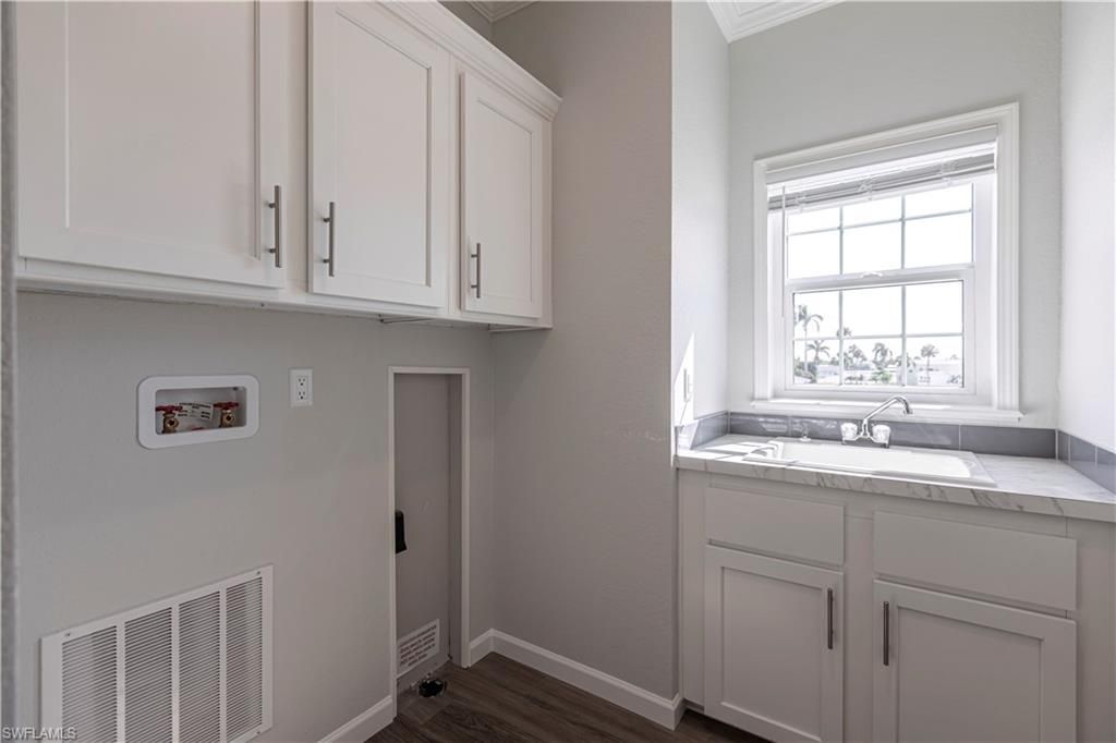 11310 Bougainvillea Ln, Fort Myers Beach, FL 33931 Photo