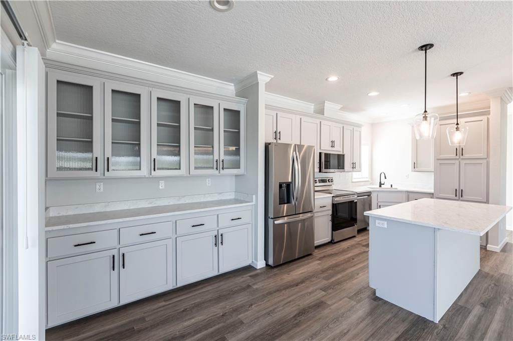 11310 Bougainvillea Ln, Fort Myers Beach, FL 33931 Photo