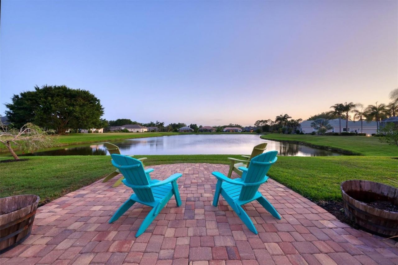 9910 Laurel Valley Avenue Circle, Bradenton, FL 34202 Photo