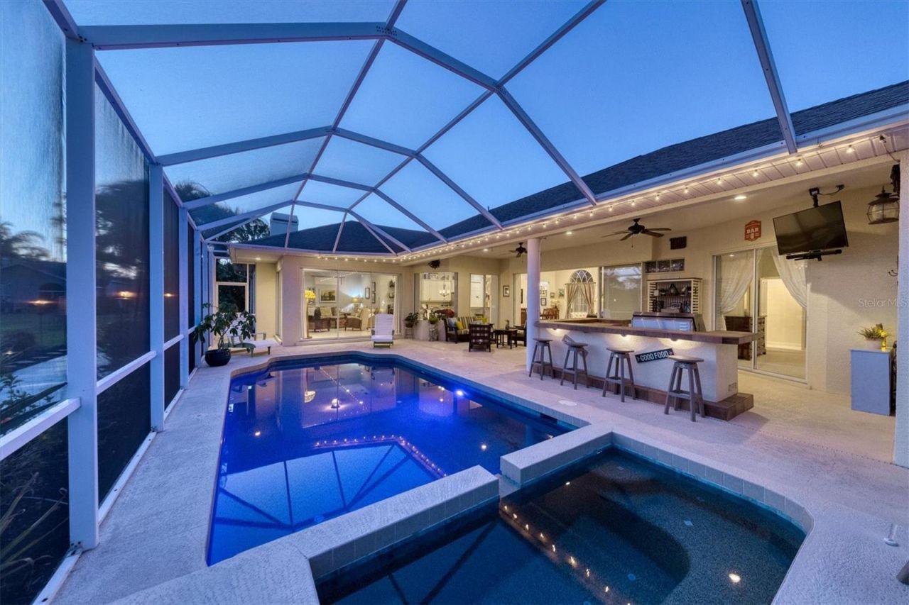 9910 Laurel Valley Avenue Circle, Bradenton, FL 34202 Photo