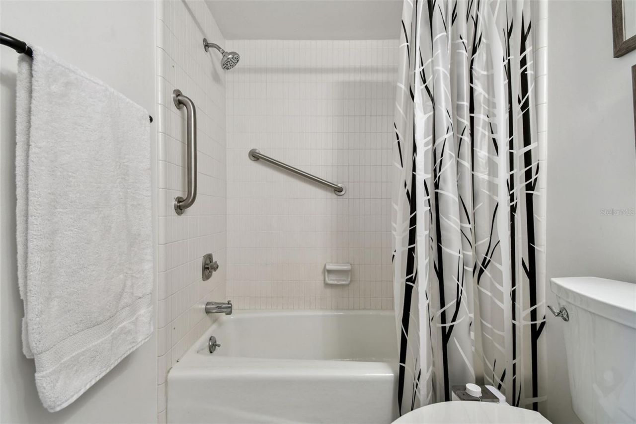 3500 El Conquistador Parkway, Unit 301, Bradenton, FL 34210 Photo