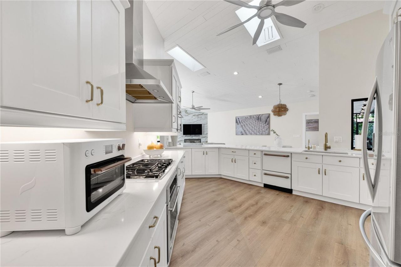 5361 Siesta Ct, Sarasota, FL 34242 Photo