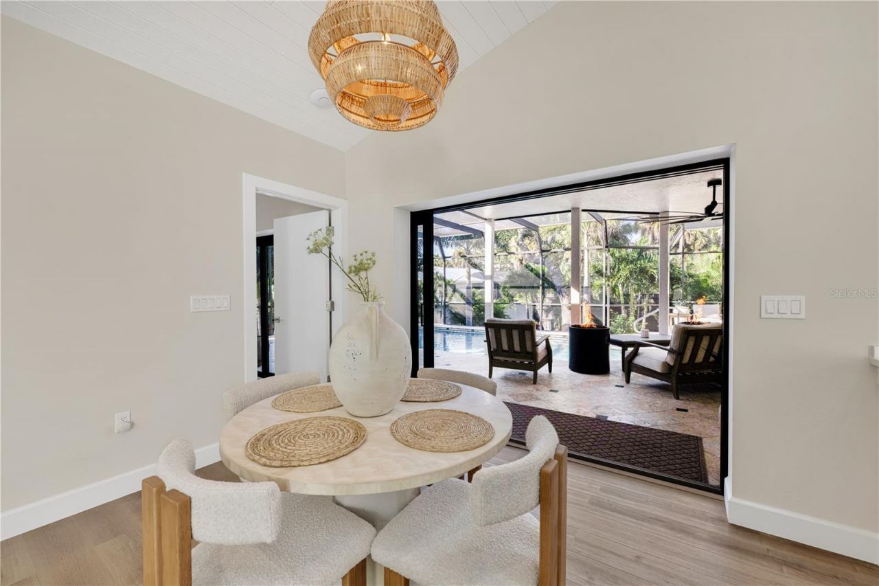 5361 Siesta Ct, Sarasota, FL 34242 Photo