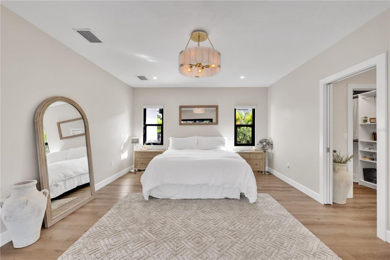 5361 Siesta Ct, Sarasota, FL 34242 Photo