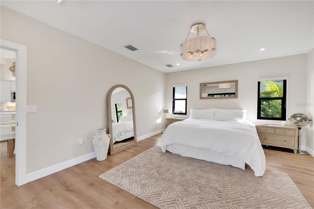 5361 Siesta Ct, Sarasota, FL 34242 Photo