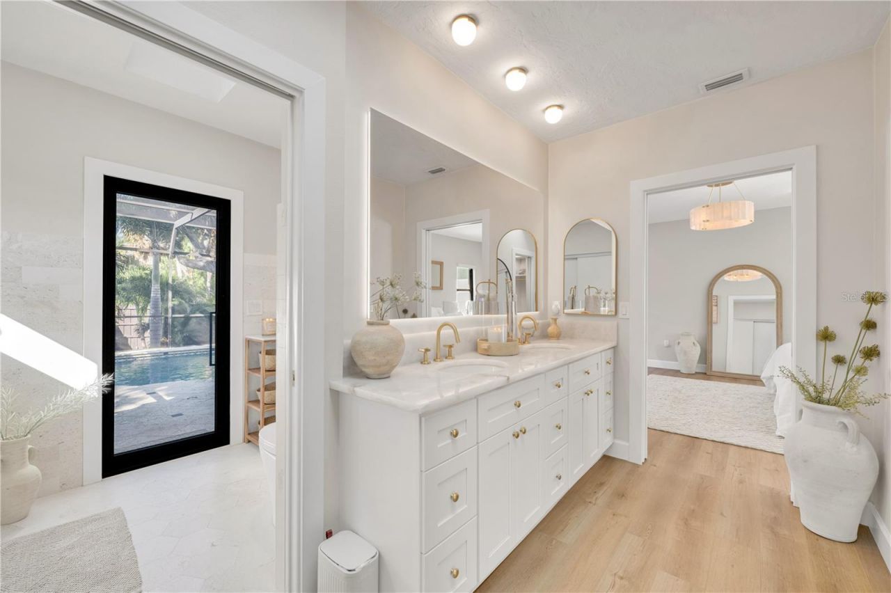 5361 Siesta Ct, Sarasota, FL 34242 Photo