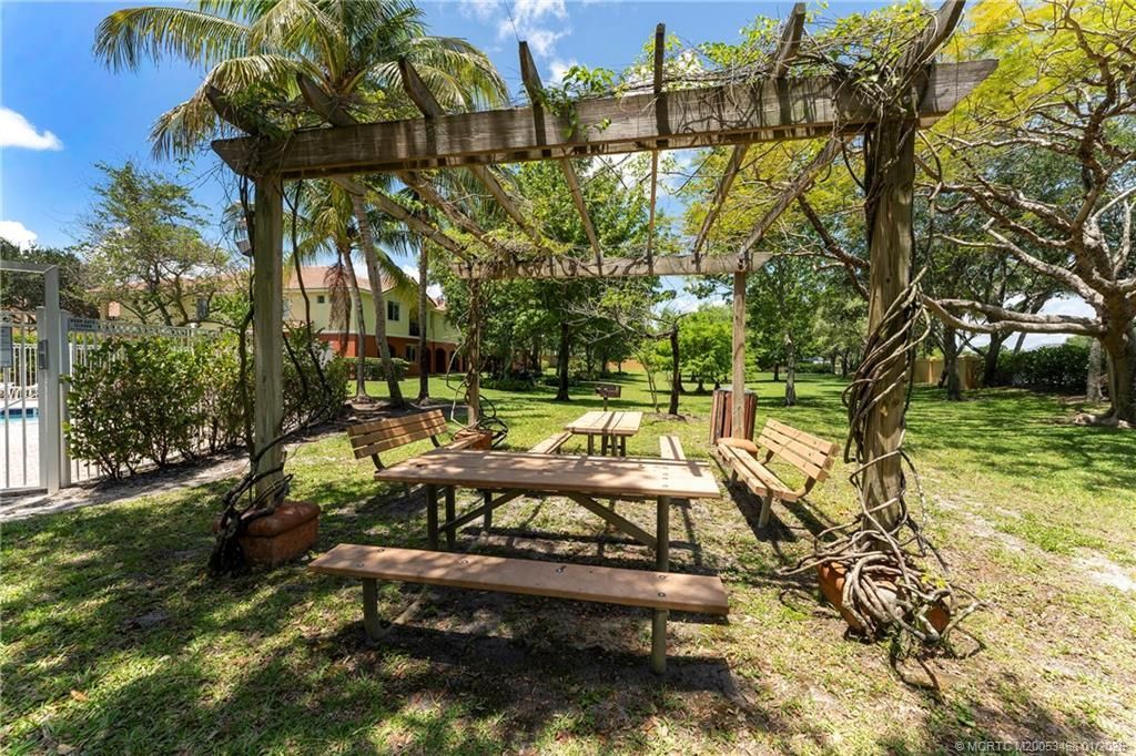 49 SE Sedona Circle, Unit 101, Stuart, FL 34994 Photo