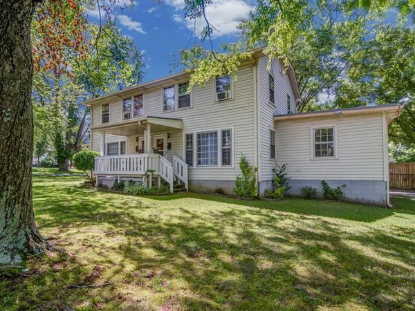 1401 8th St, Old Hickory, TN 37138