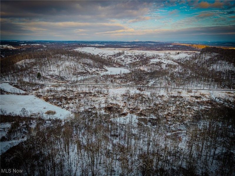 6820 Crane Run Road, Cumberland, OH 43732 Photo 1