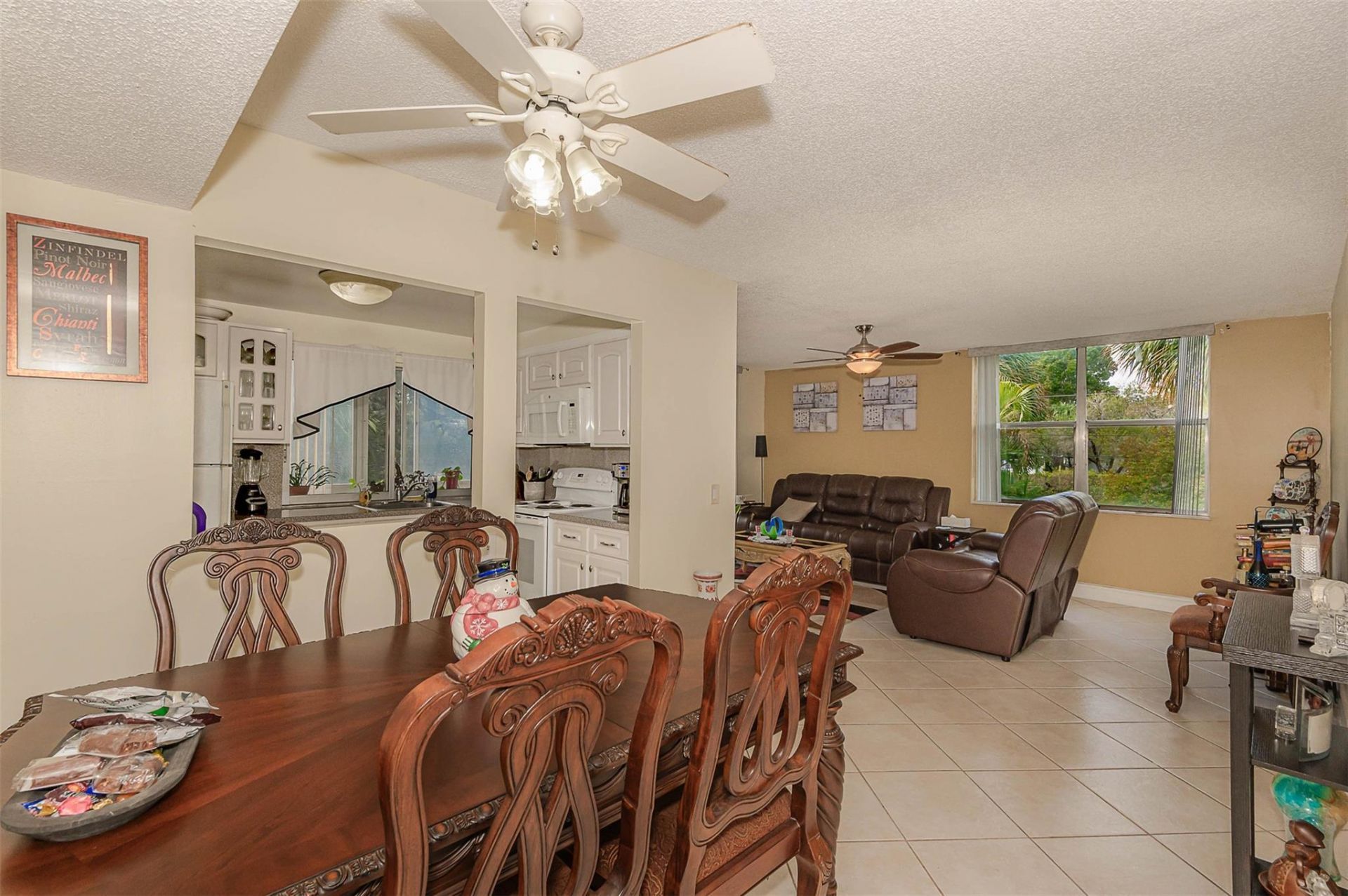 9351 Lime Bay Boulevard, Unit 207, Tamarac, FL 33321 Photo