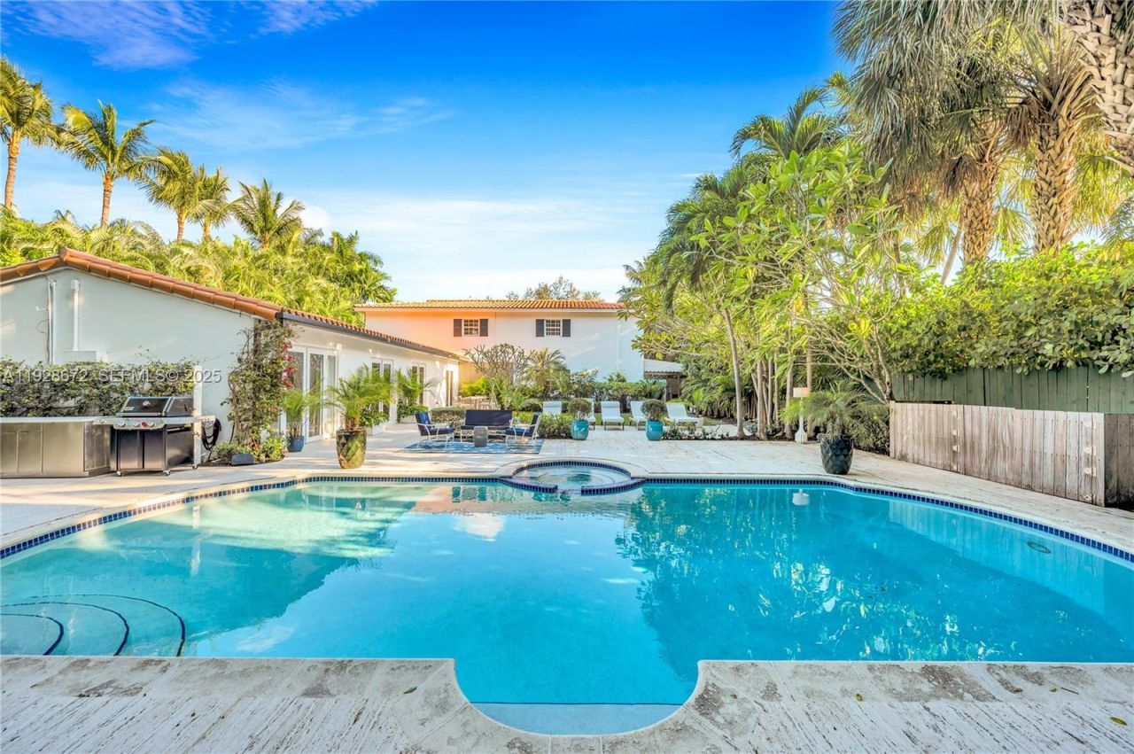 607 Melaleuca Ln, Miami, FL 33137 Photo