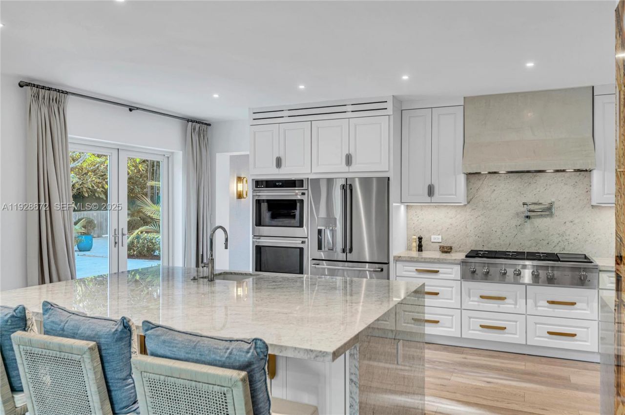 607 Melaleuca Ln, Miami, FL 33137 Photo