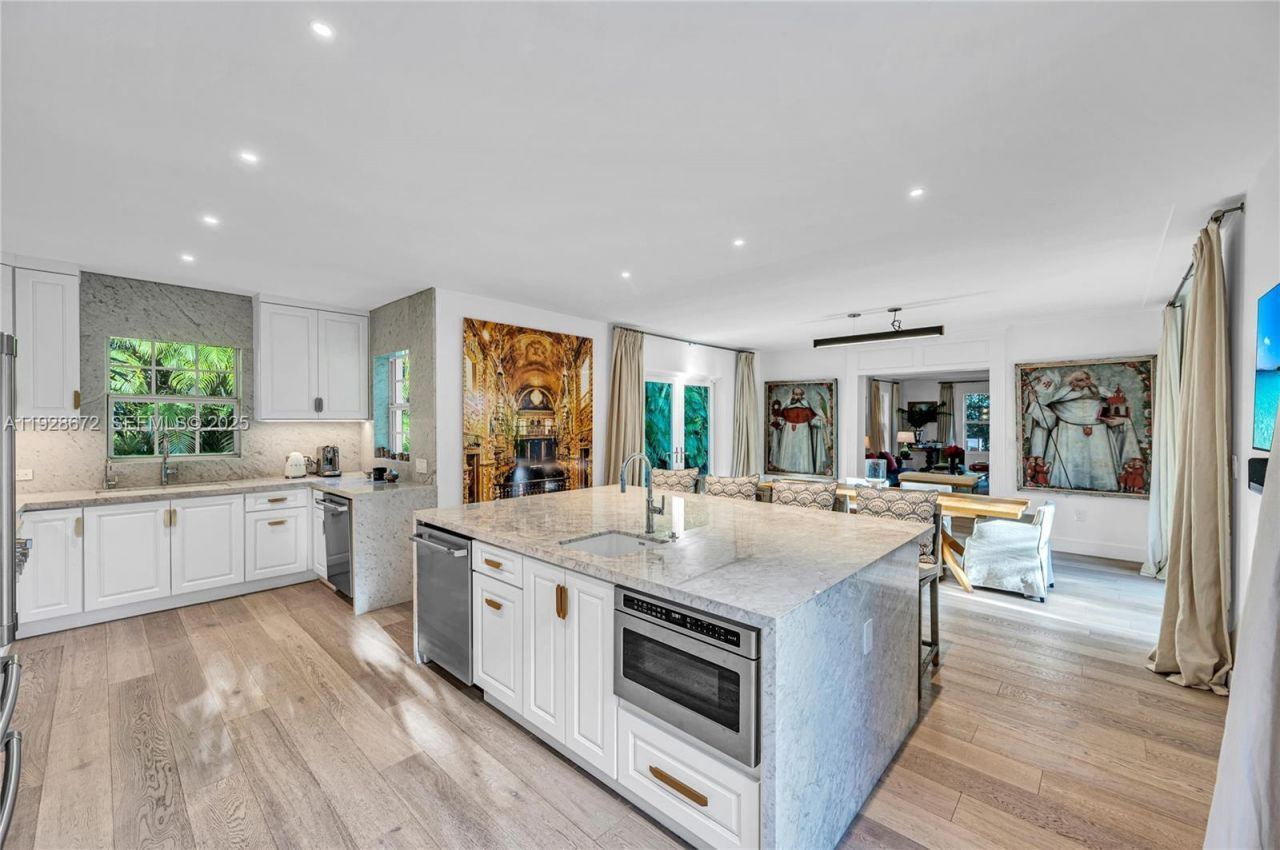 607 Melaleuca Ln, Miami, FL 33137 Photo