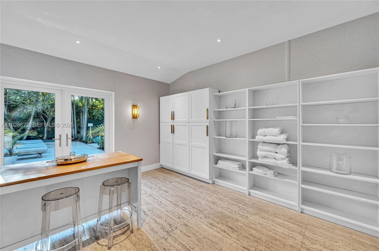 607 Melaleuca Ln, Miami, FL 33137 Photo