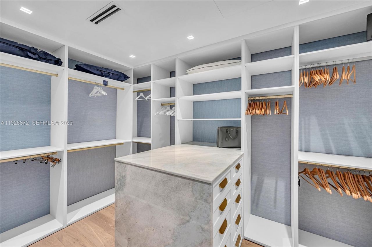 607 Melaleuca Ln, Miami, FL 33137 Photo