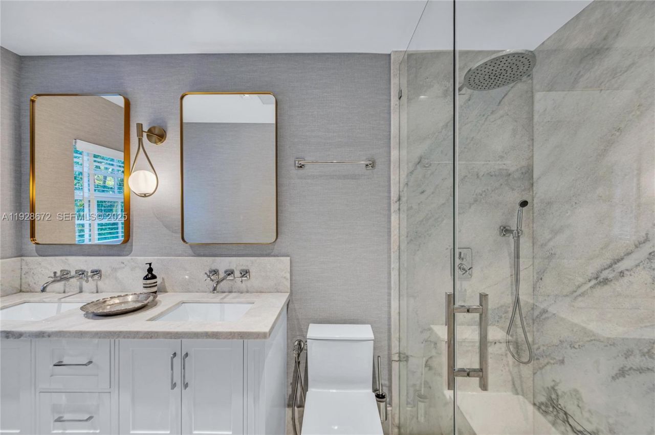 607 Melaleuca Ln, Miami, FL 33137 Photo