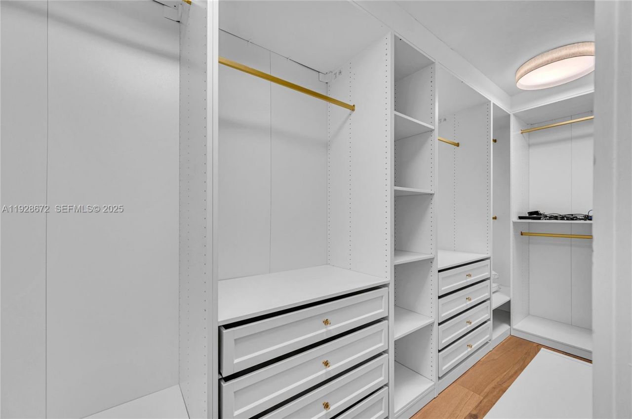 607 Melaleuca Ln, Miami, FL 33137 Photo