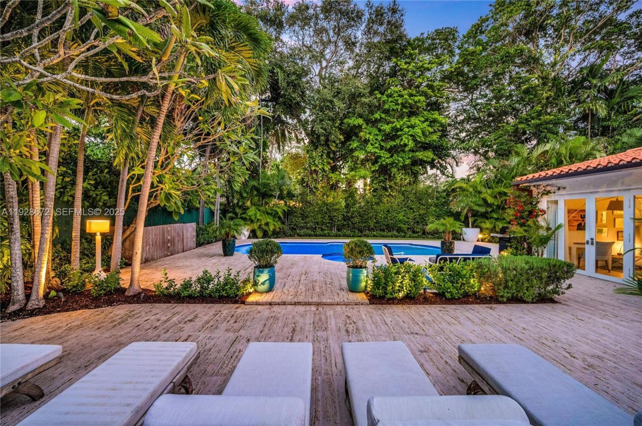 607 Melaleuca Ln, Miami, FL 33137 Photo