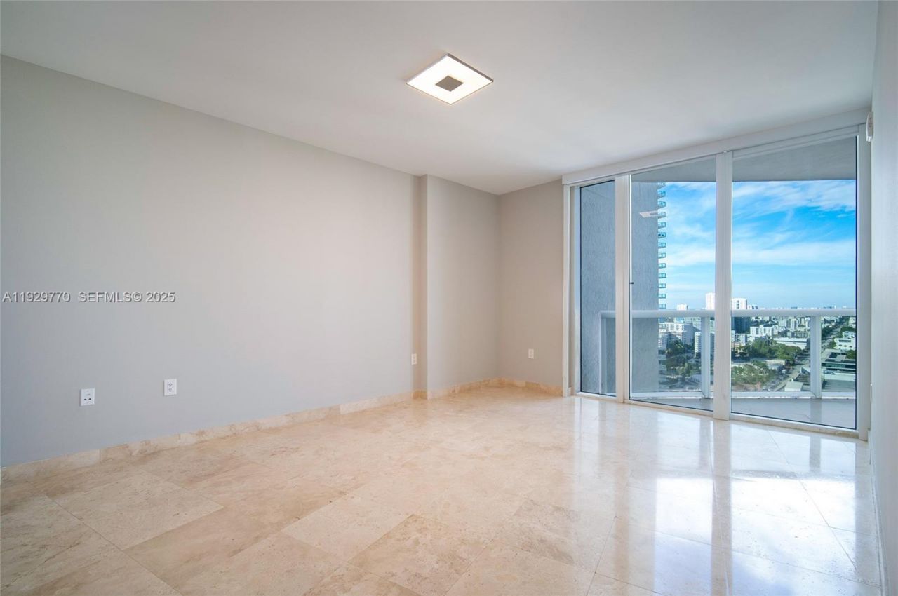 400 Alton Rd, Unit 2309, Miami Beach, FL 33139 Photo