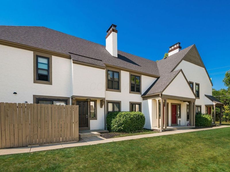 410 Edinburgh Road, Unit 410, Dublin, OH 43017 Photo 1