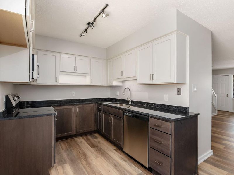 410 Edinburgh Road, Unit 410, Dublin, OH 43017 Photo 10