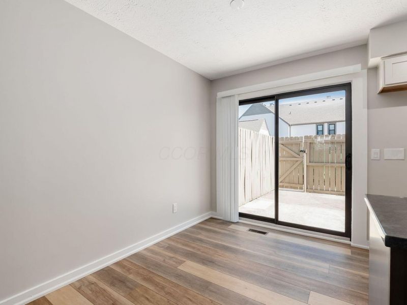 410 Edinburgh Road, Unit 410, Dublin, OH 43017 Photo 9