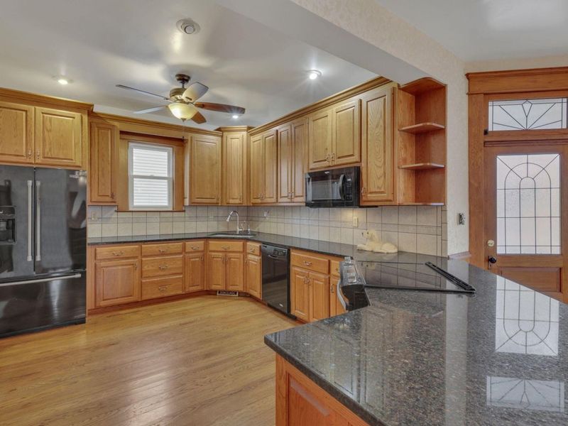 820 N Broad Street, Lancaster, OH 43130 Photo 13