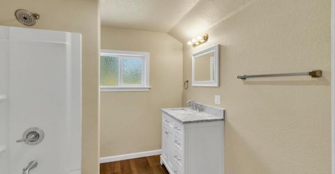 25 S Sacramento St, Ione, CA 95640 Photo