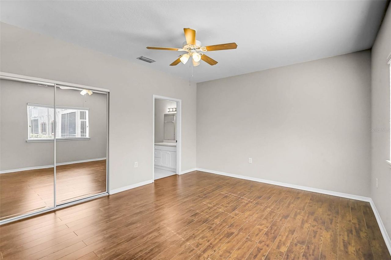 3958 Mediterranea Circle, Unit 411, Sarasota, FL 34233 Photo