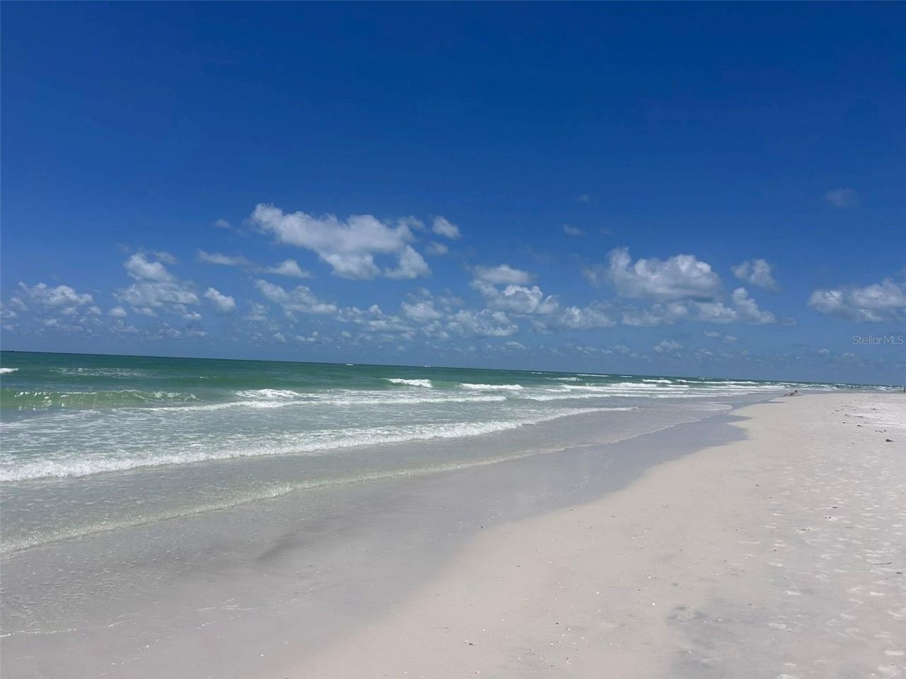 3958 Mediterranea Circle, Unit 411, Sarasota, FL 34233 Photo