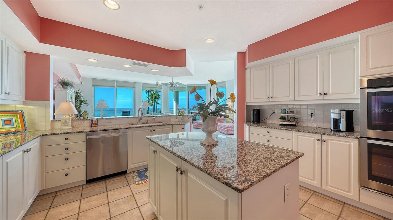 4561 Gulf Of Mexico Drive, Unit 202, Longboat Key, FL 34228 Photo
