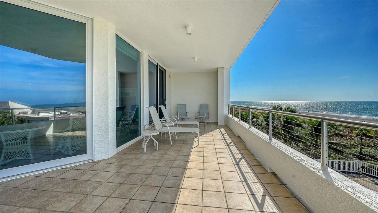 4561 Gulf Of Mexico Drive, Unit 202, Longboat Key, FL 34228 Photo