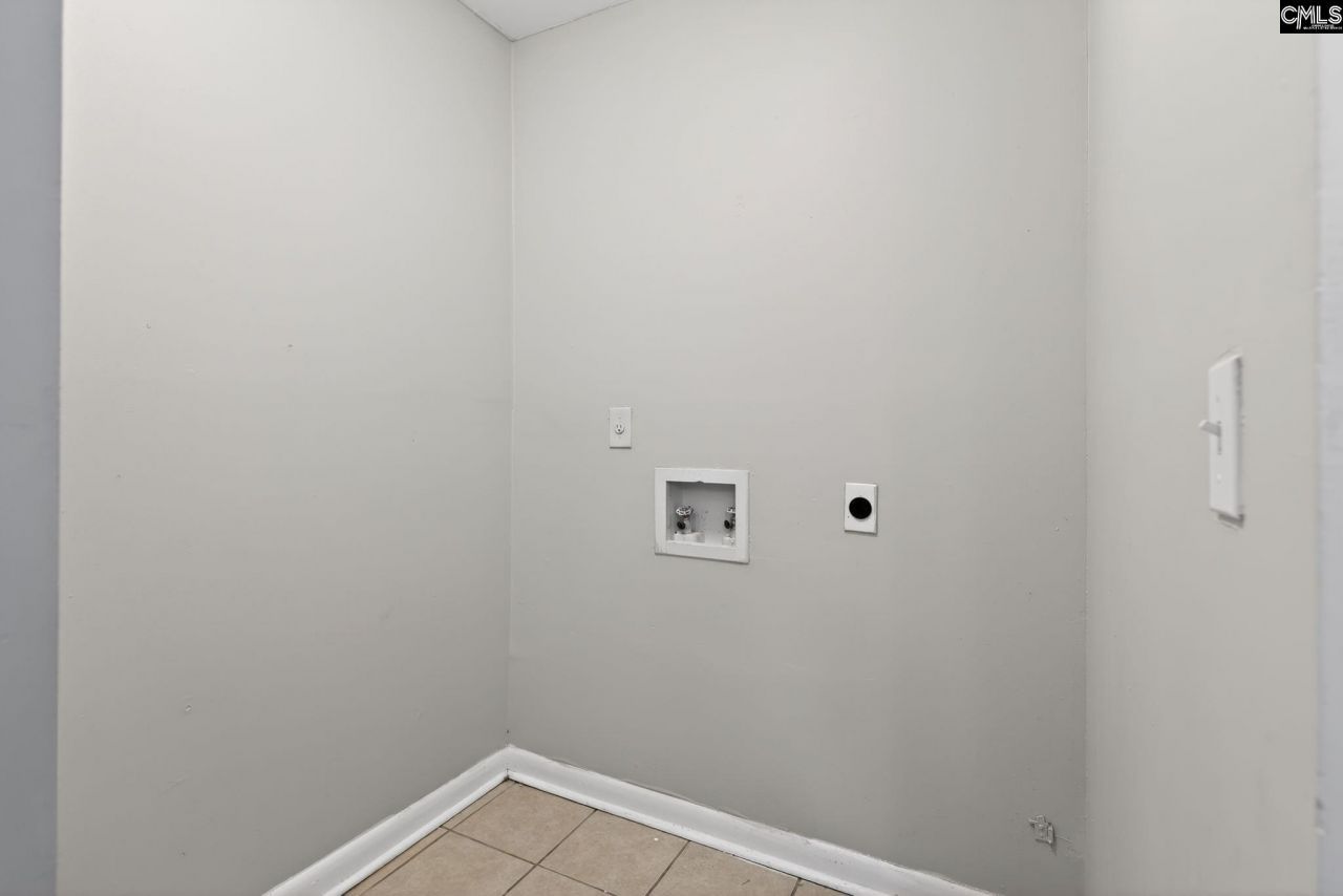 112 Raintree Lane Photo 24