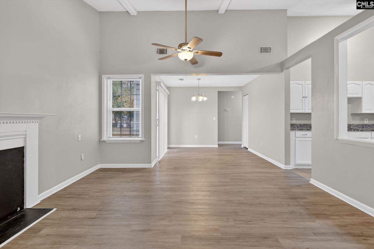 112 Raintree Lane Photo 4