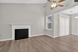 112 Raintree Lane photo 4