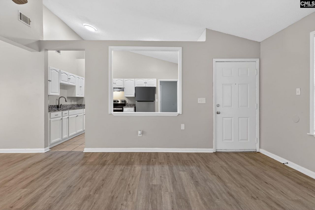 112 Raintree Lane Photo 7