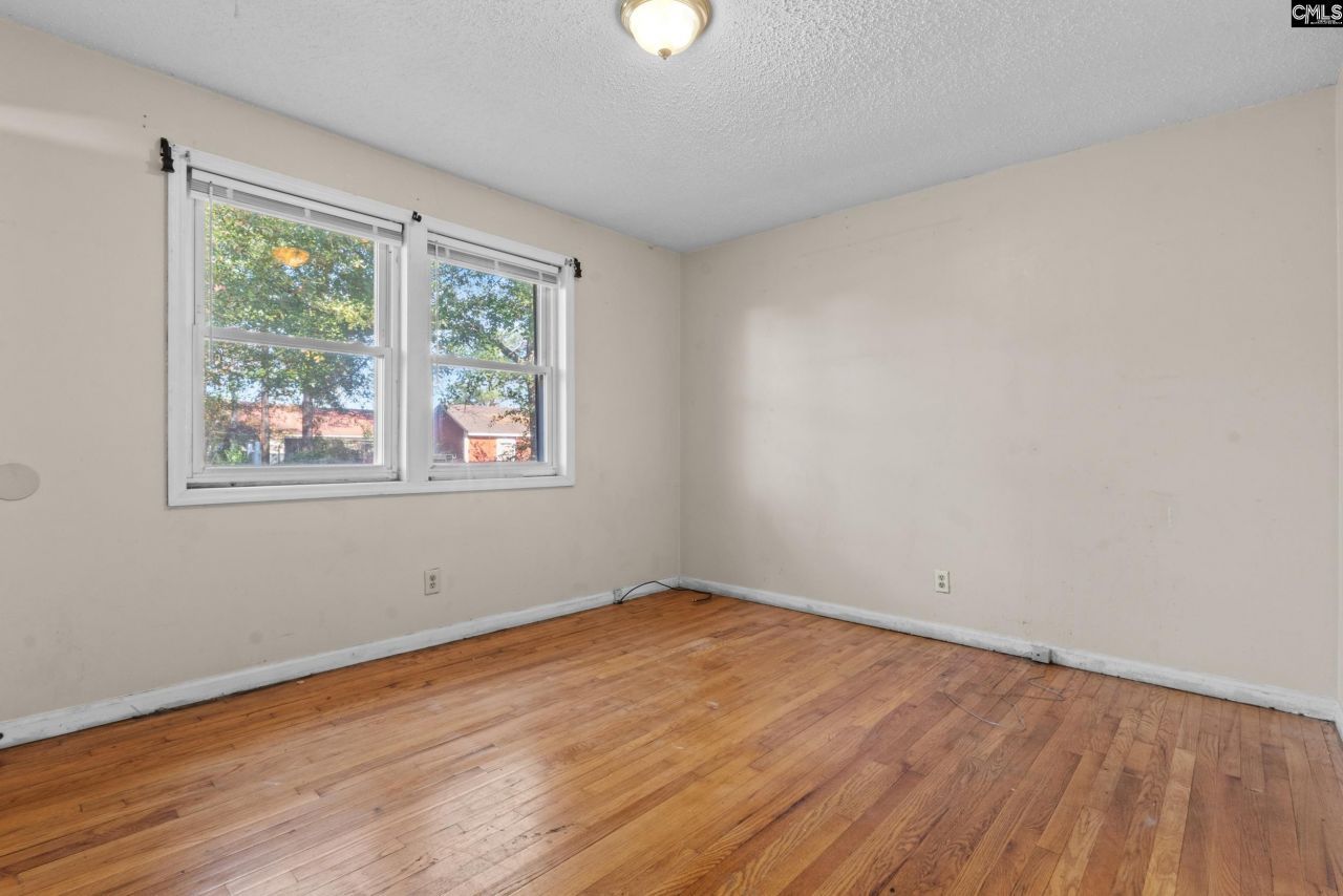 337 Shellnut Avenue Photo 12