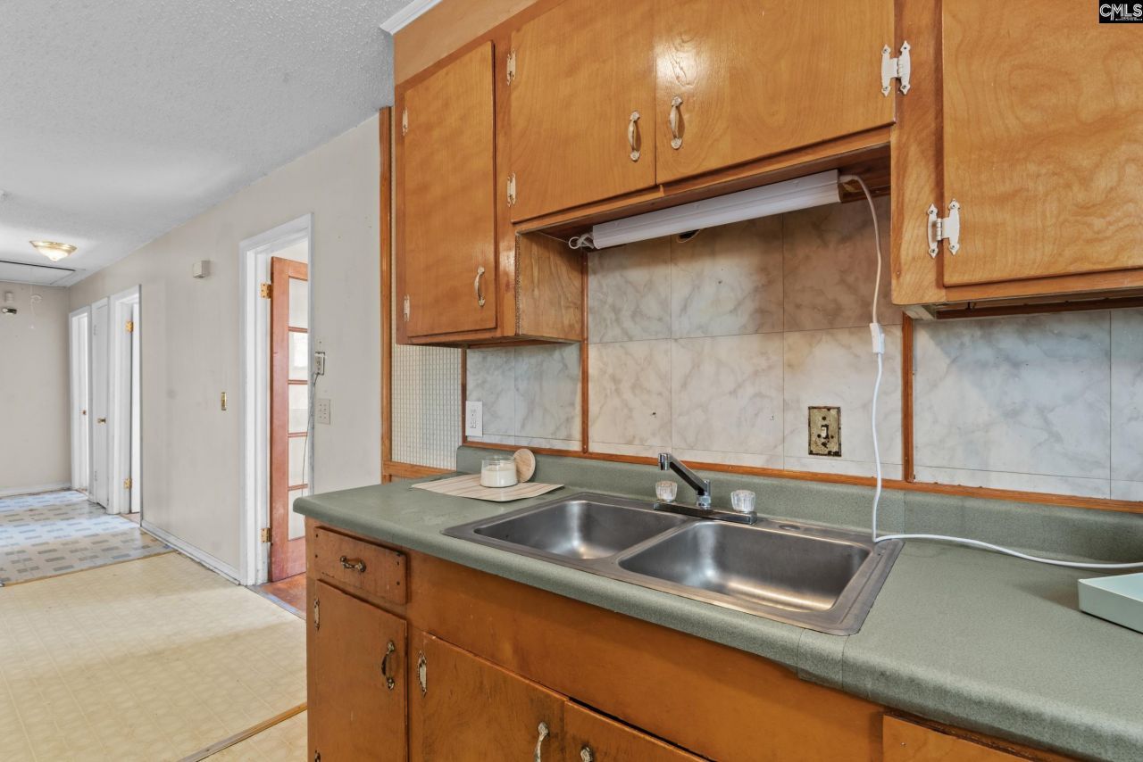 337 Shellnut Avenue Photo 6