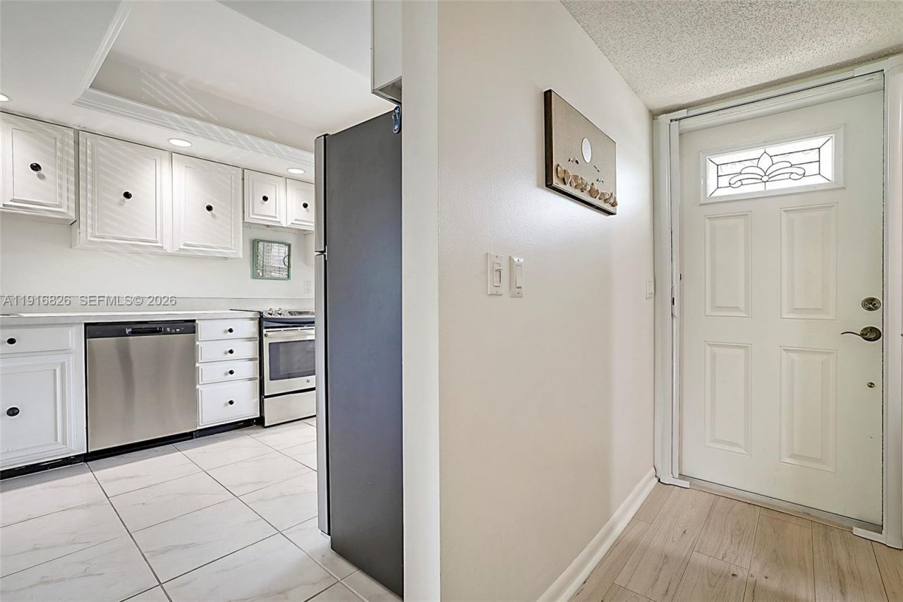 9219 SE Riverfront Ter, Unit G, Jupiter, FL 33469 Photo