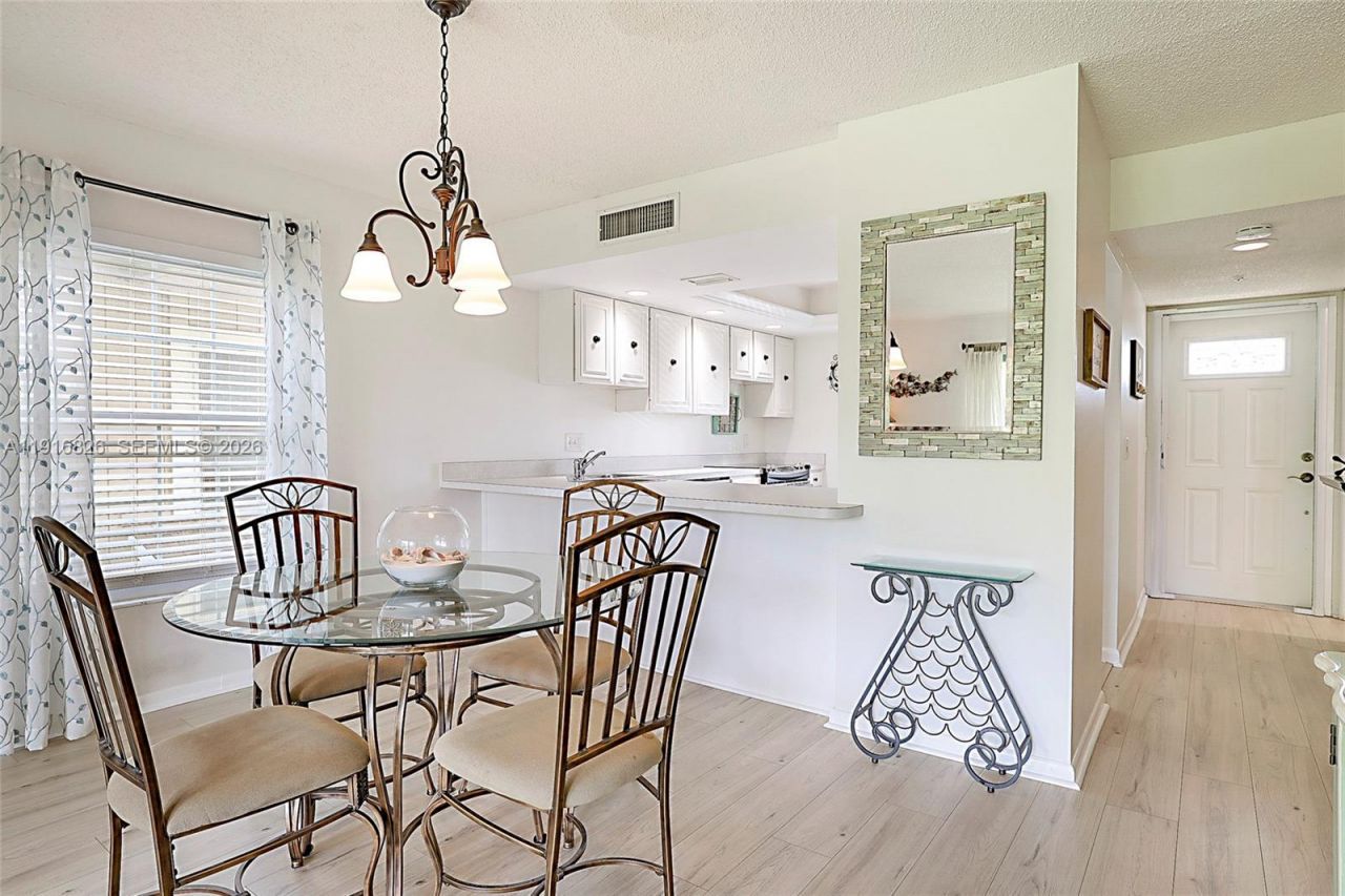 9219 SE Riverfront Ter, Unit G, Jupiter, FL 33469 Photo