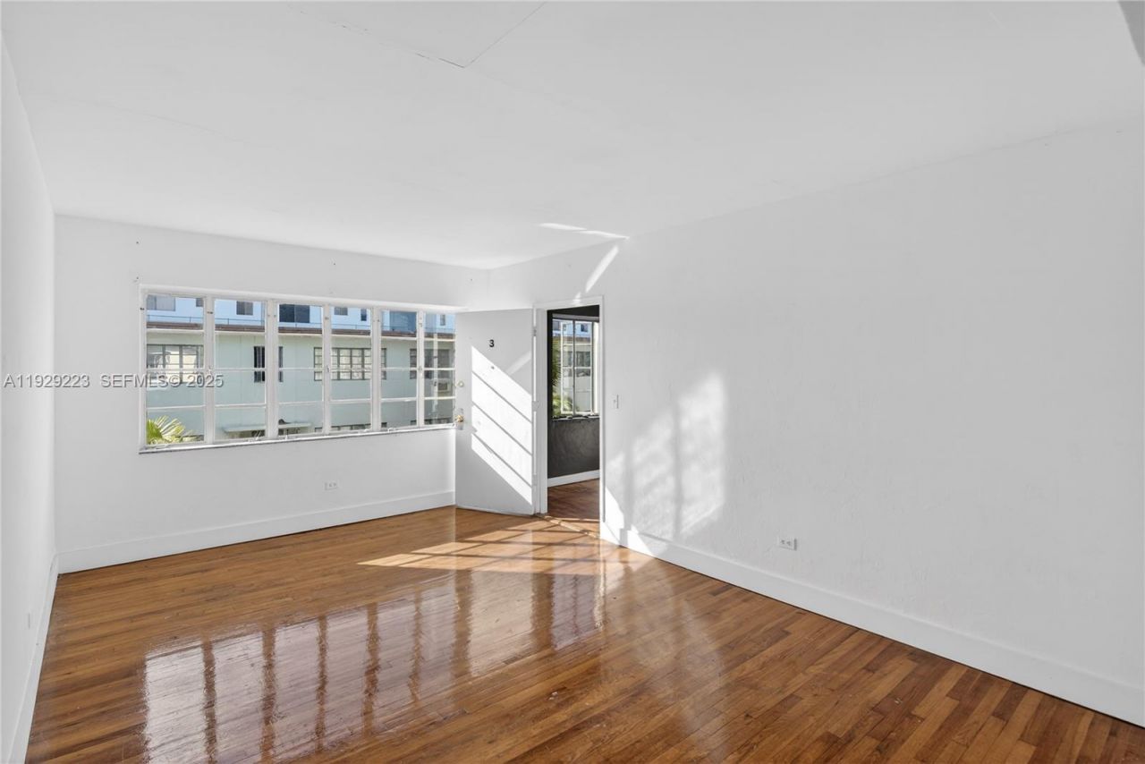 1135 Marseille Dr, Unit 3, Miami Beach, FL 33141 Photo